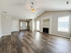 225 Shakerstone Dr in Fayetteville, NC - Building Photo - Building Photo