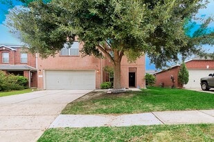 8139 Sanders Glen Ln in Humble, TX - Building Photo