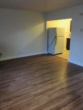 18 Elsmere Blvd in Wilmington, DE - Building Photo - Building Photo