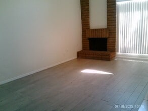 2525 Actis St-Unit -ACTIS RD 2525 A in Bakersfield, CA - Building Photo - Building Photo