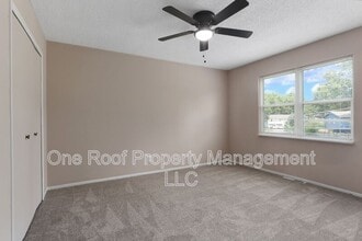 701 Linwood Dr in Harrisonville, MO - Building Photo - Building Photo