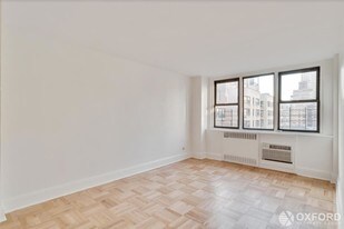 440 E 79th St, Unit 6O in New York, NY - Building Photo