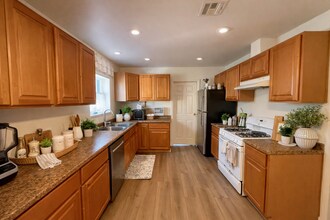 4920 Art St in San Diego, CA - Building Photo - Building Photo