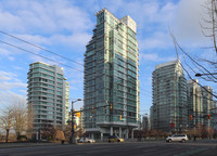 Bayshore Tower 1 in Vancouver, BC - Building Photo - Building Photo