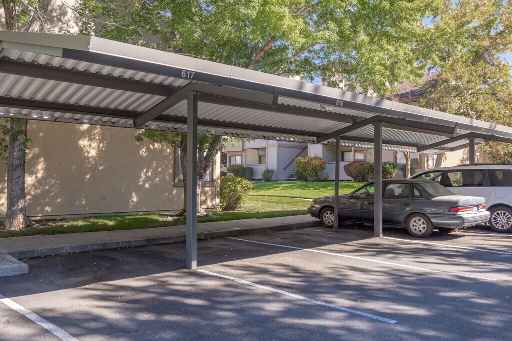 Redfield Ridge Apartments in Reno, NV