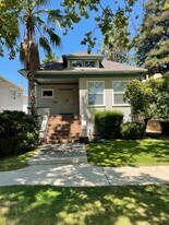 2615 U St in Sacramento, CA - Building Photo