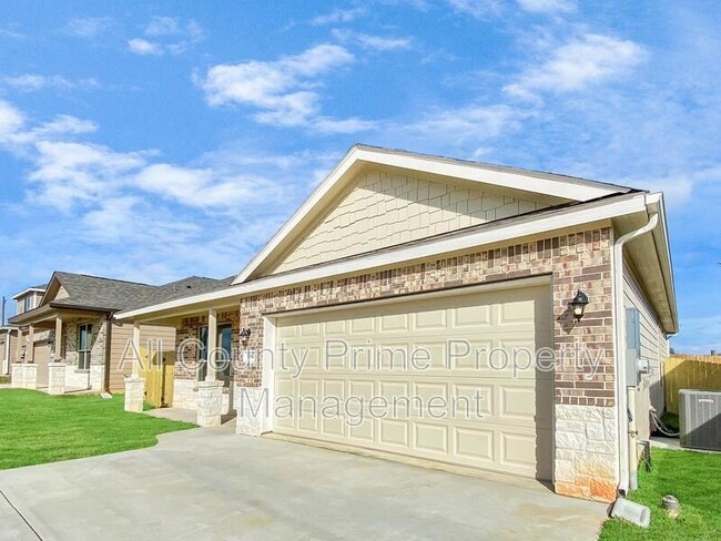 13067 Clear View Dr in Willis, TX - Building Photo - Building Photo