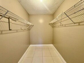 3556 NW 114th Terrace in Coral Springs, FL - Building Photo - Building Photo