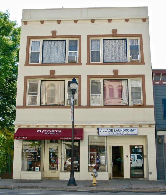 37-39 N Main St in Port Chester, NY - Building Photo - Building Photo