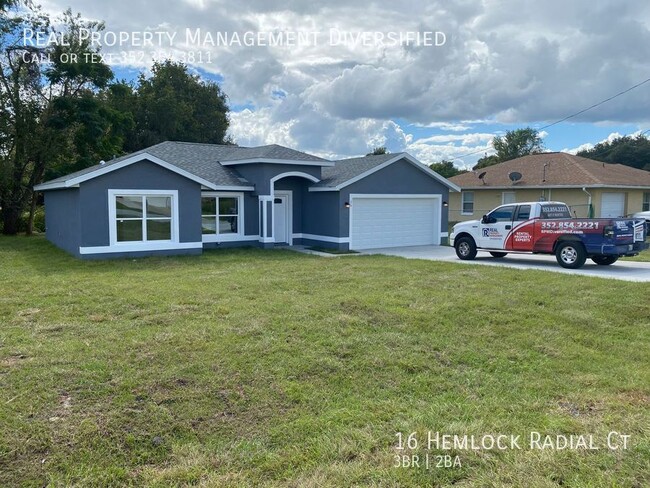 16 Hemlock Radial Ct in Ocala, FL - Foto de edificio - Building Photo