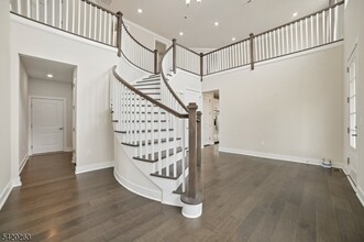 25 Stone Ct in Morristown, NJ - Building Photo - Building Photo