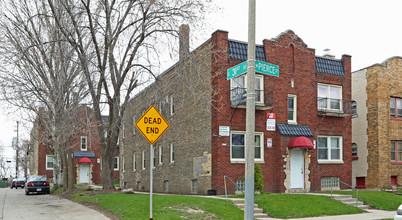 3030-3032 W Pierce St in Milwaukee, WI - Building Photo - Building Photo