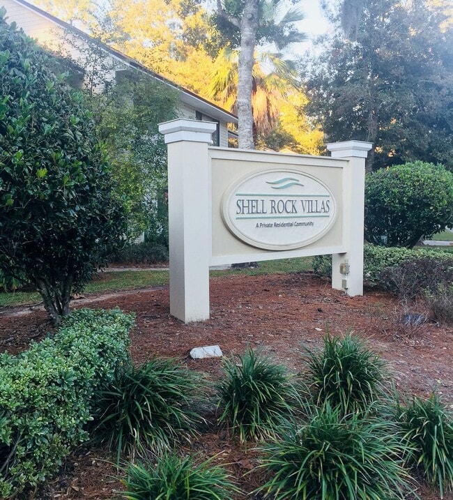 property at 6210 SW 8th Ln