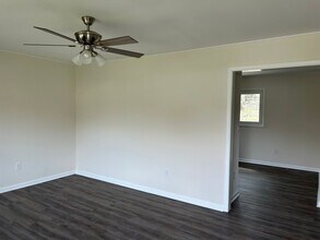 236 Jeffery Dr in Clarksville, TN - Building Photo - Building Photo