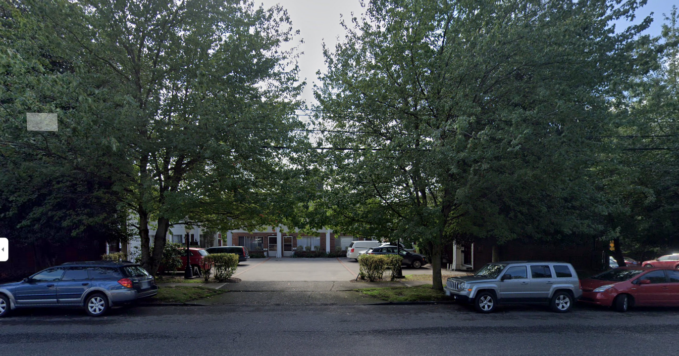 5204 NE Glisan St, Unit 5230 in Portland, OR - Building Photo