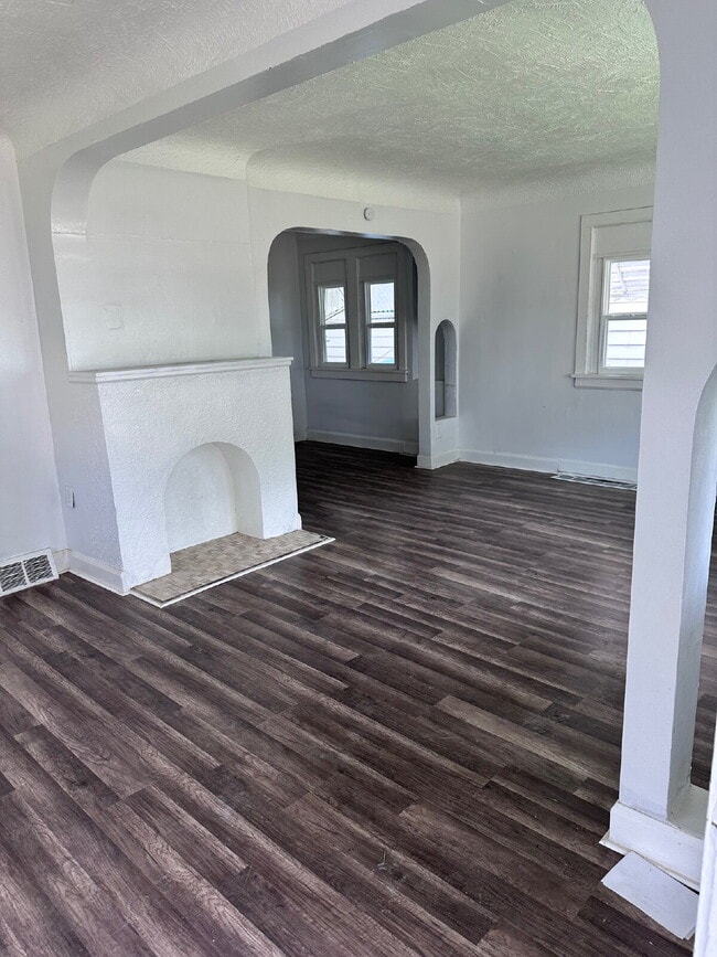 property at 12515 Leeila Ave