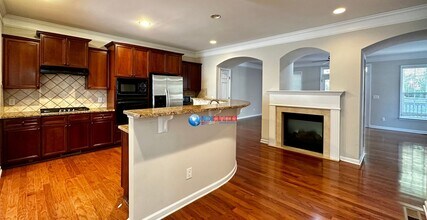 10880 Brunson Dr in Duluth, GA - Building Photo - Building Photo