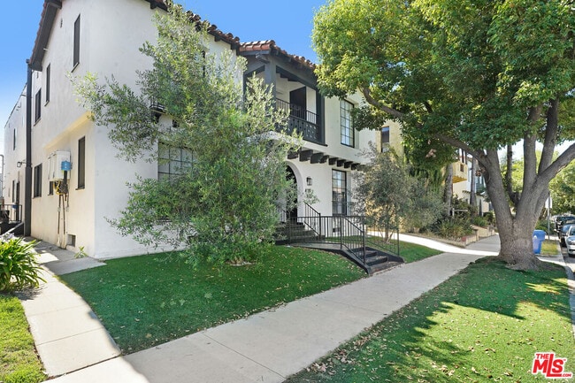 property at 418 N Stanley Ave