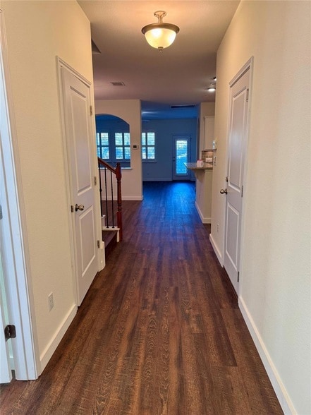 408 Wolf Creek Way in Round Rock, TX - Building Photo - Building Photo