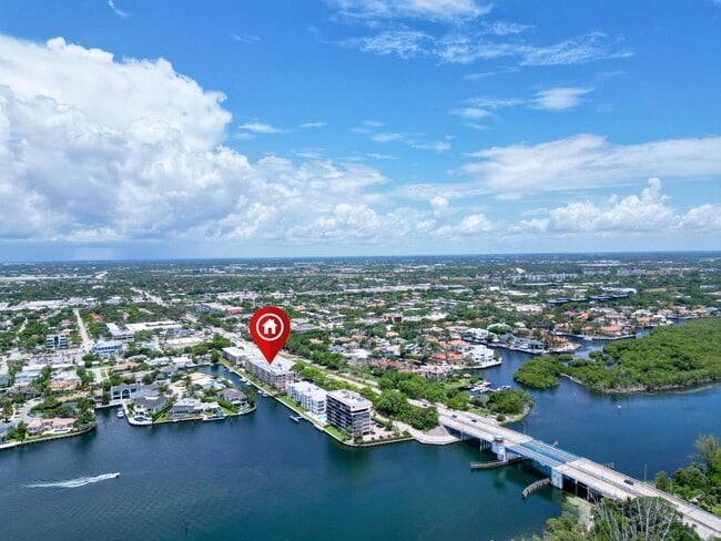 750 NE Spanish River Blvd in Boca Raton, FL - Building Photo - Building Photo