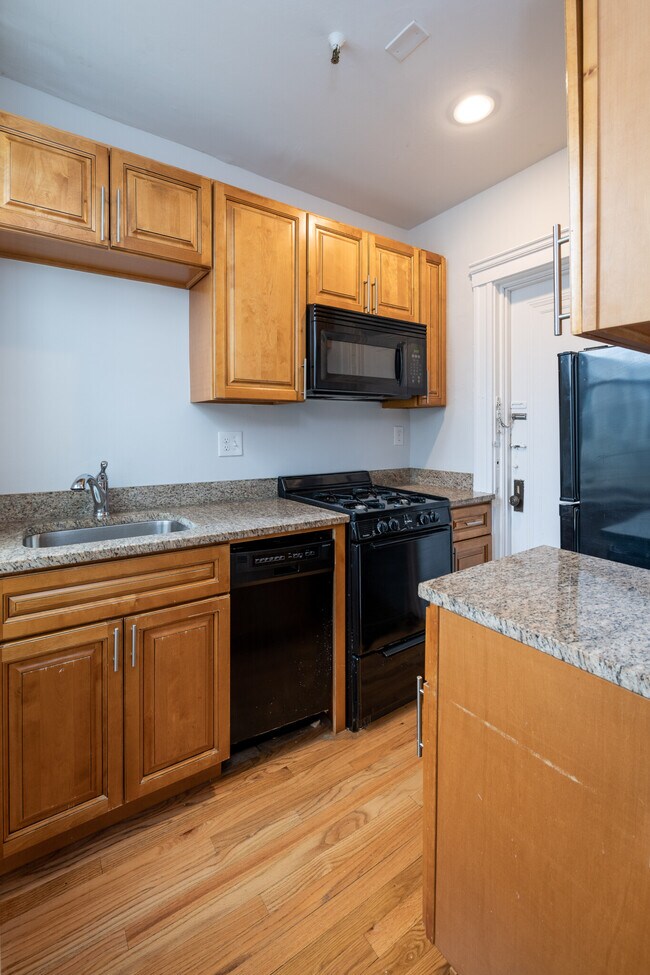 288 Chestnut Hill Ave, Unit 22 in Boston, MA - Building Photo - Building Photo