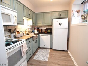 520 Turnpike C125 Tpke in Pompton Plains, NJ - Building Photo - Building Photo