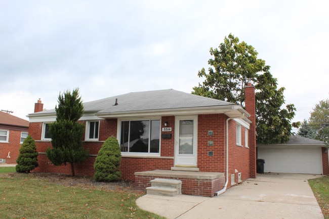 property at 3316 N Lynn Ct