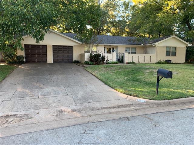 property at 1812 Elmhurst Dr