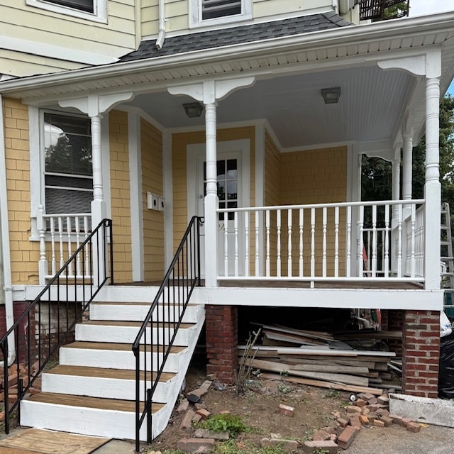 24 N Walnut St, Unit Bright Two Bedroom Apt in Beacon, NY - Building Photo