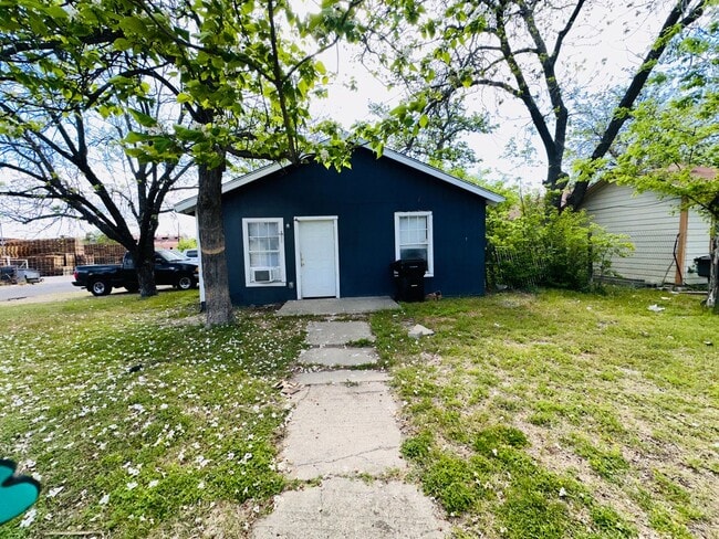 property at 519 N 12th St