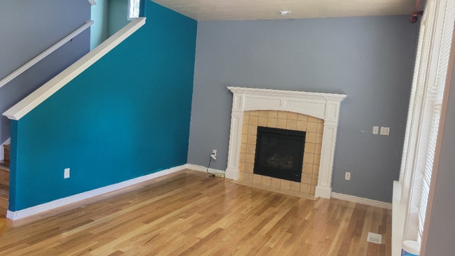 807 Whisper Cove Rd in Sandy, UT - Building Photo - Building Photo