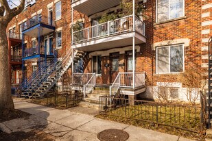 4225-4229 Chapleau St in Montréal, QC - Building Photo