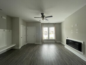 128 English Commons Dr in Lynchburg, VA - Building Photo - Building Photo