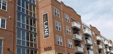 The Lane in Upper Arlington, OH - Foto de edificio - Building Photo