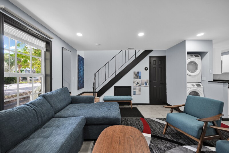 621 NE 28th St in Wilton Manors, FL - Building Photo