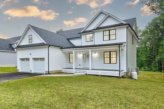 3 Holmes Dr in Holden, MA - Building Photo - Building Photo