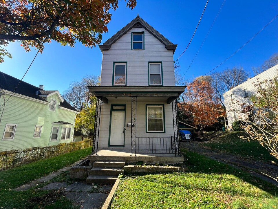 2507 Knorr Ave in Cincinnati, OH - Building Photo