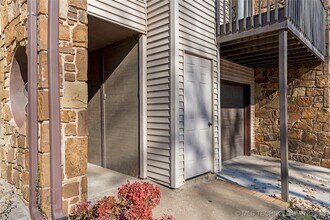 3712 S Madison Ave, Unit 1 in Tulsa, OK - Building Photo - Building Photo