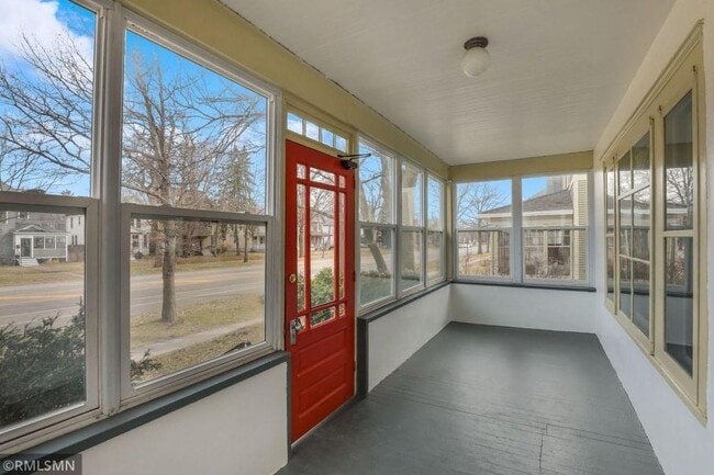 1790 Marshall Ave, Unit Entire House in St. Paul, MN - Building Photo - Building Photo