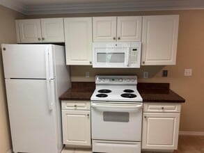 2806 Veronia Dr, Unit 114 in Palm Beach Gardens, FL - Building Photo - Building Photo