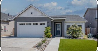 2780 N Jason Ave in Fresno, CA - Building Photo