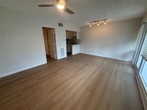 4009 NE 21st Ave in Fort Lauderdale, FL - Building Photo - Building Photo