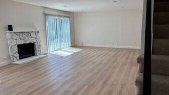 2455 Talavera Dr in San Ramon, CA - Building Photo