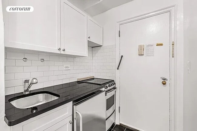 property at 310 E 44th St