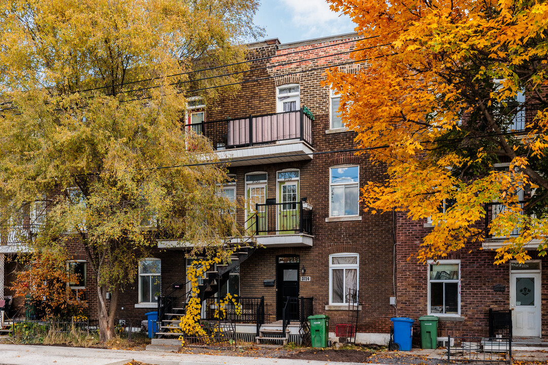 3714 Joseph Rue in Verdun, QC - Building Photo