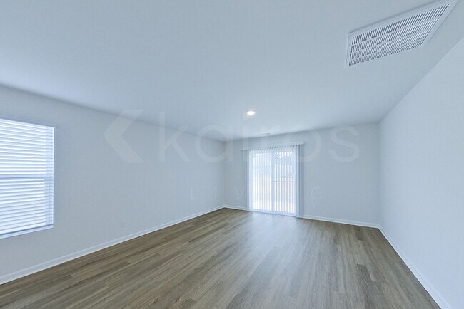 106 Inez Ave in Springfield, GA - Foto de edificio - Building Photo