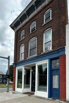 15 Bridge St in Carthage, NY - Building Photo
