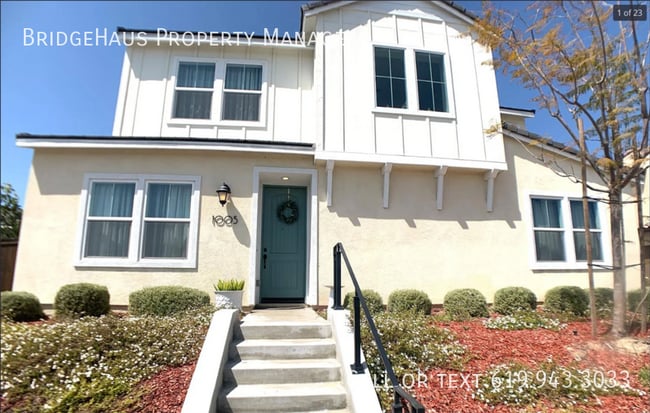 property at 1005 Cam. Aldea