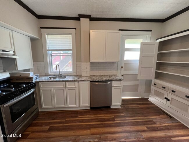 1084 Wendell Ave in Schenectady, NY - Building Photo - Building Photo