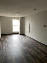 4200 Tracy Ave-Unit -201 in Kansas City, MO - Building Photo - Building Photo